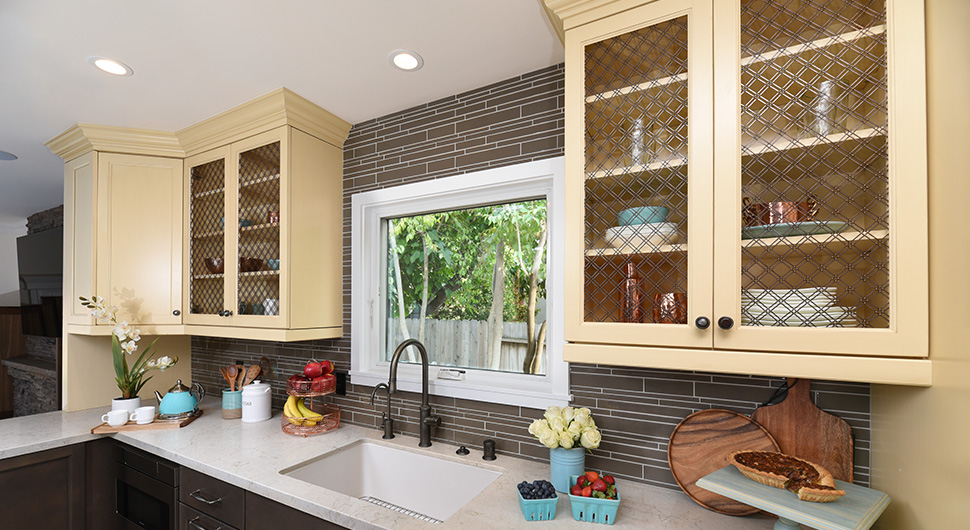 kitchen-with-wire-mesh-cabinets