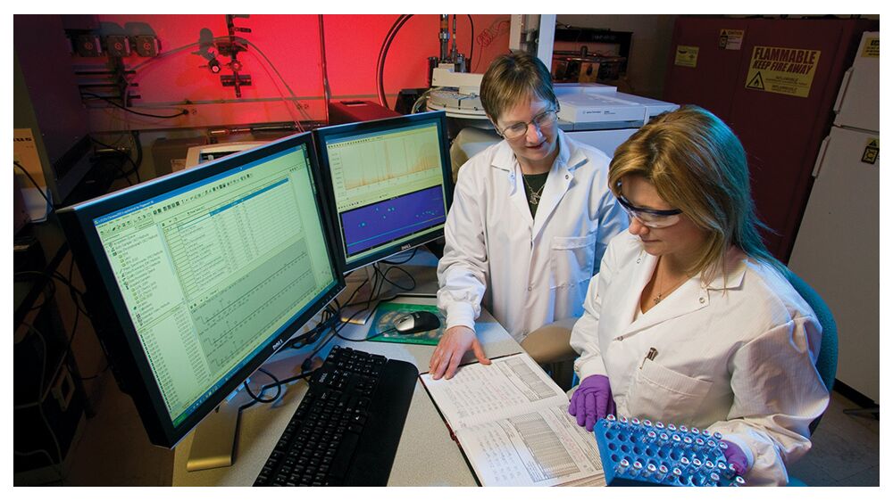 6 Ways the Chemical Industry Utilizes Wire Mesh Materials