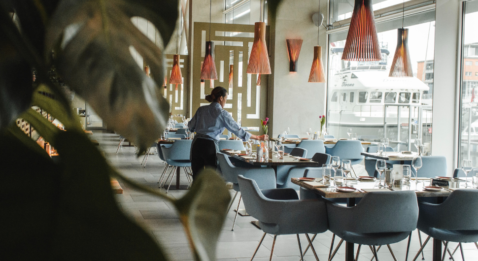 New Social Distancing Design Solutions Include Metal Wire & Mesh