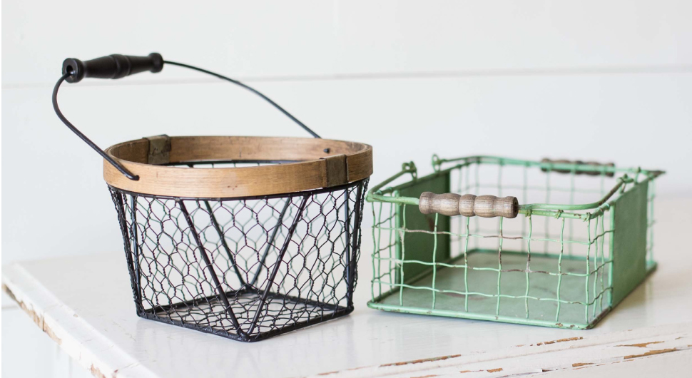 DIY Chicken Wire Basket - Rustic Crafts & DIY