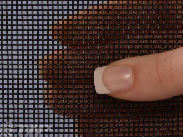 12 Mesh Black Poly Stainless .028